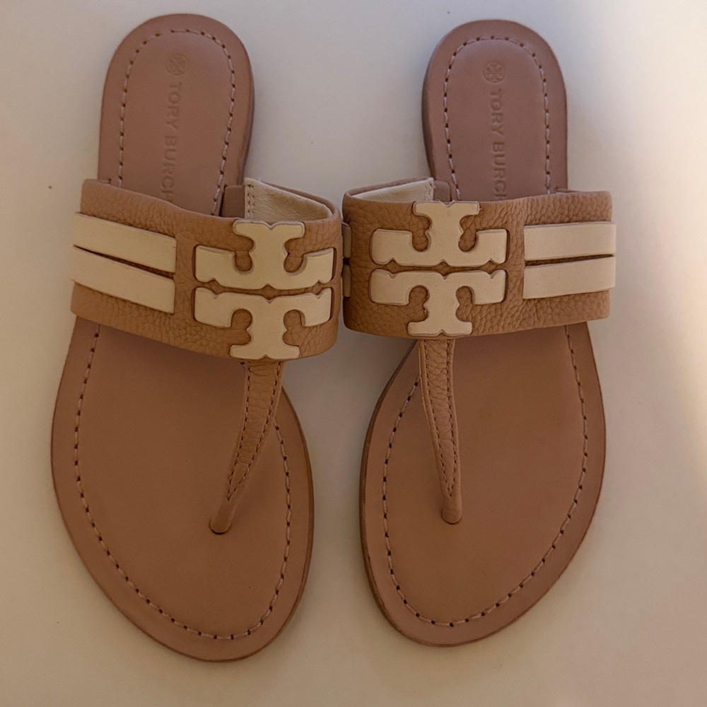 Tory Burch Leather Logo Thong Sandals with Cream Accents like new 6